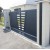Portail aluminium coulissant en forme de V ajouré