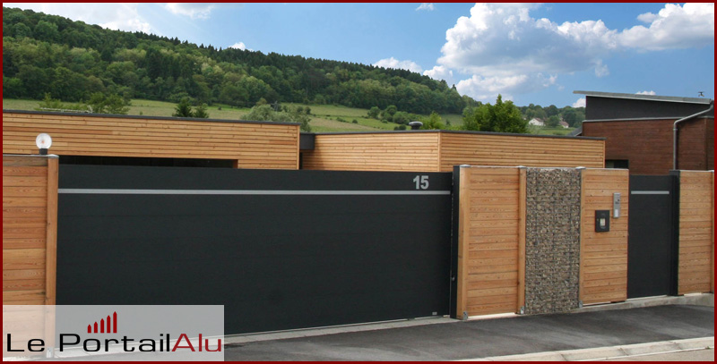 Portail Alu haut de gamme installation portail coulissant alu départ 25
