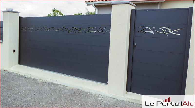 Portail Alu de très bonne qualité installation portail coulissant de luxe