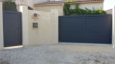 portail alu 2 tiers lames persiennes