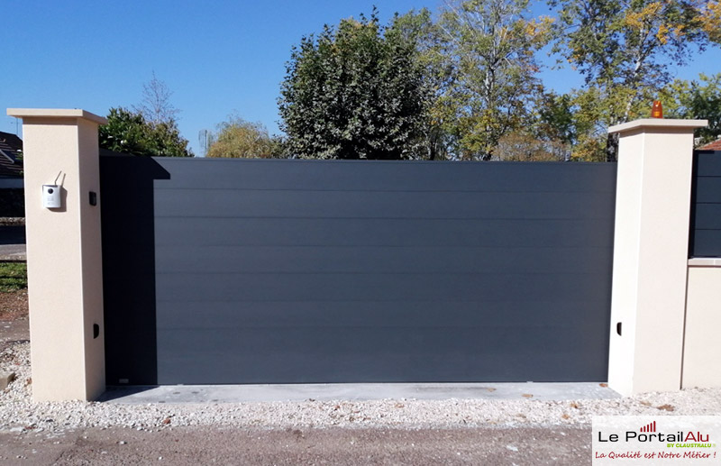 portail occultant matière aluminium