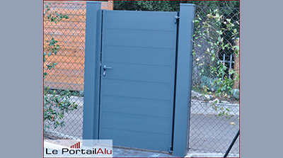 portillon sur poteau alu